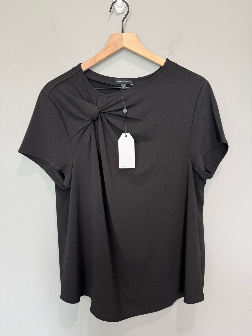 Universal Standard S Black Twist Knot Draped Top NWT Size 14 16